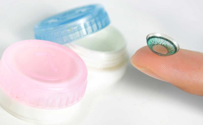 Caring for Your Contact Lenses with Vista Eye Specialists